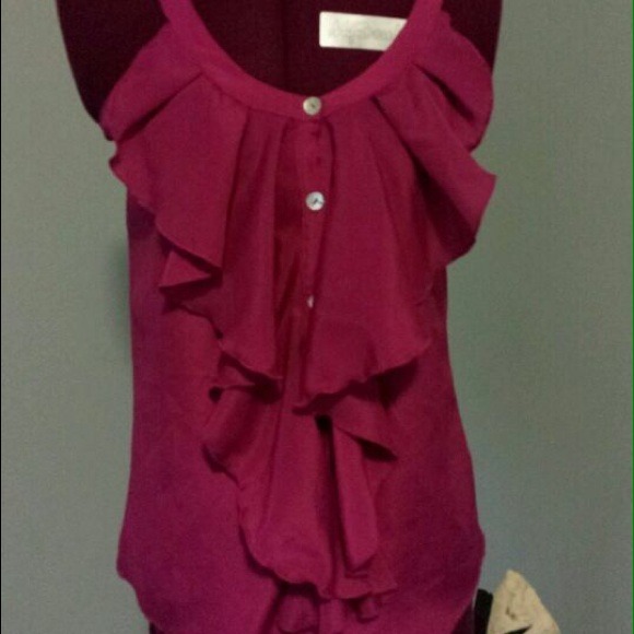 ❌❌SOLD❌❌Wyatt Blouse Ruffle XS Raspberry Red