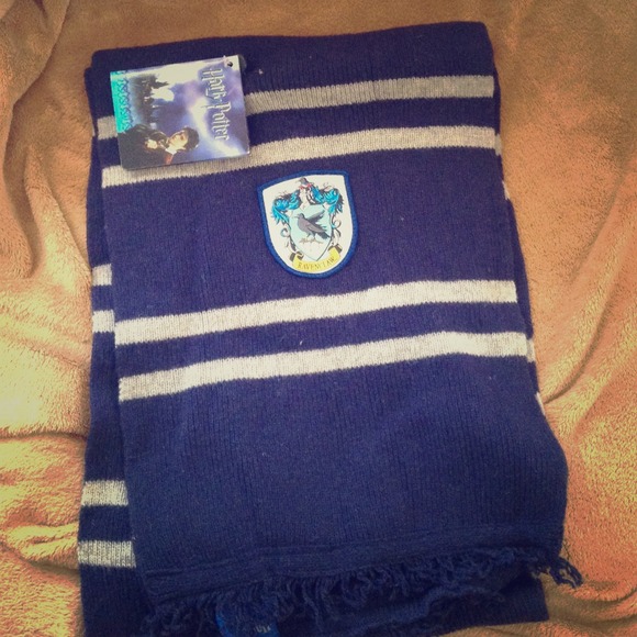 Ravenclaw Harry Potter Scarf - Picture 1 of 1