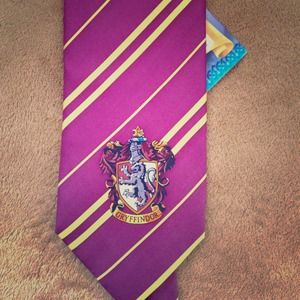 Gryffindor scarf