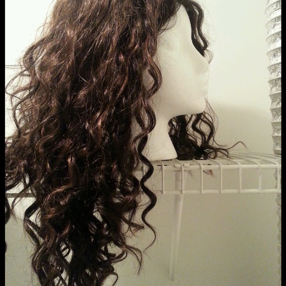 Beautiful High Quality Synthetic Front Lace Wig!