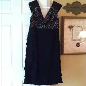 SOLD - Jessica Howard Cocktail Dress in size 14W