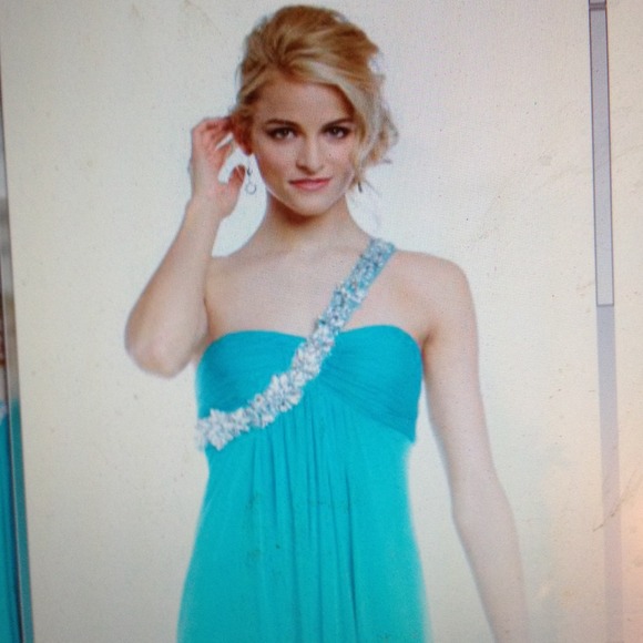 Gown / Evening Dress / Prom - NWT - Picture 2 of 6