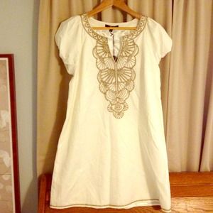 🌸REDUCED🌸Ivory beaded tunic.