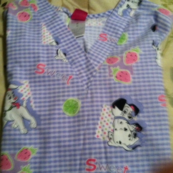 Dinsney scrub top