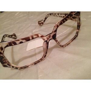 💢SOLD💢Leopard Print lensless eyeglass frames