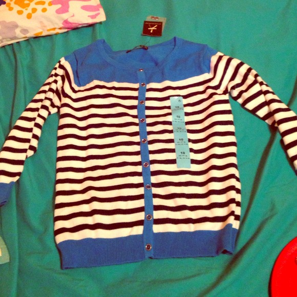 NWT Sweater