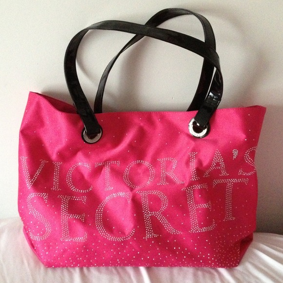 💯% Authentic Victoria's Secret overnight bag