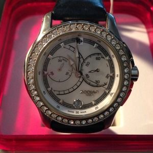 🎉🎉SALE!! 🎉Zodiac Pearl & Swarovski Watch