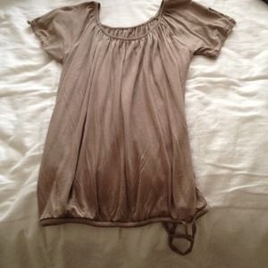 Gap flowy Carmel color top