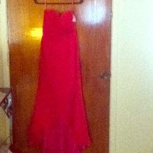 DOLCE JOVANI LONG FUCHSIA ELEGANT DRESS