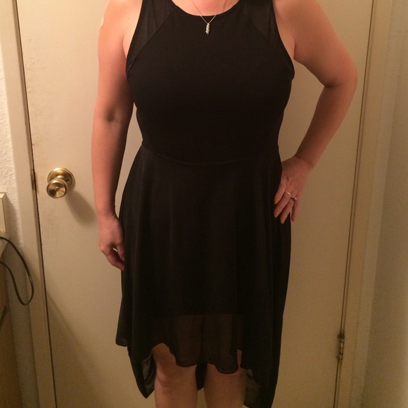 ❌Sold❌ Black maxi dress - Picture 4 of 4