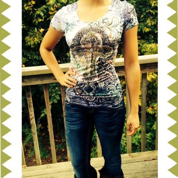 💜💛Buckle multicolored patterned T-shirt 💚💙 - Picture 2 of 4