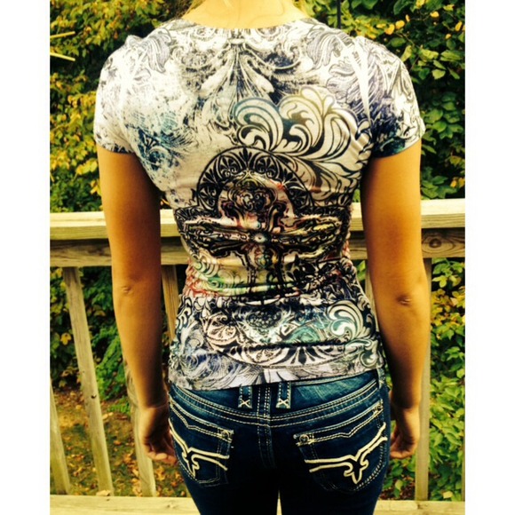 💜💛Buckle multicolored patterned T-shirt 💚💙 - Picture 3 of 4