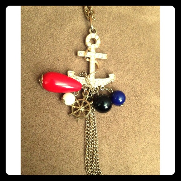 Necklace! - Picture 1 of 3