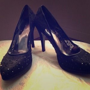 Nine West black heels