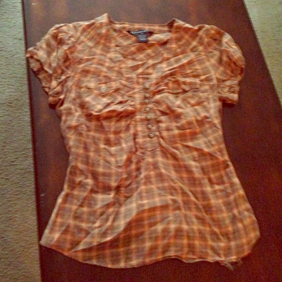BROWN PLAID TOP