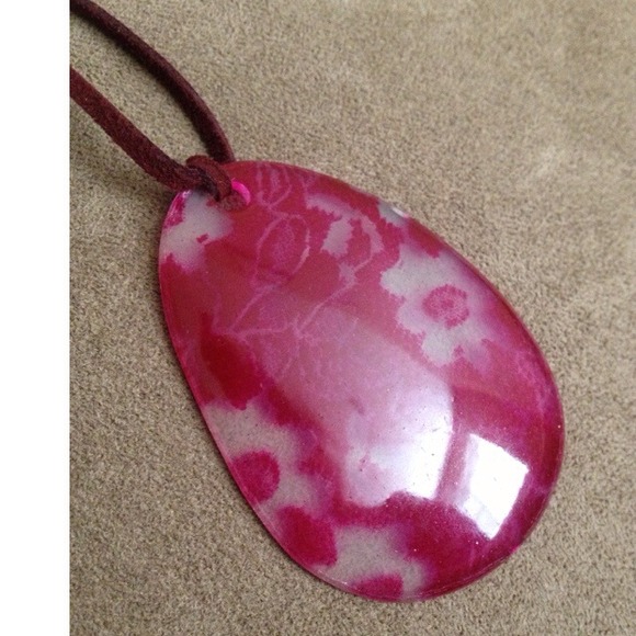 Necklace! - Picture 2 of 3