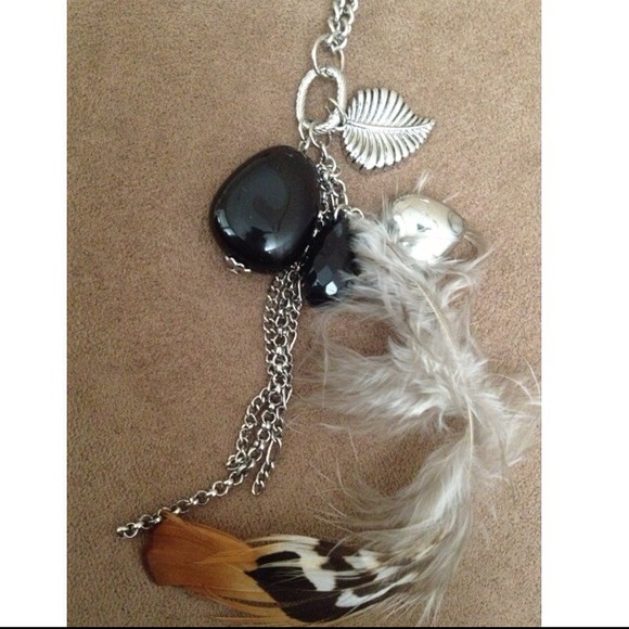 Necklace - Picture 2 of 2