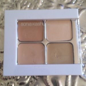 SOLD Sonia Kashuk hidden agenda concealer.