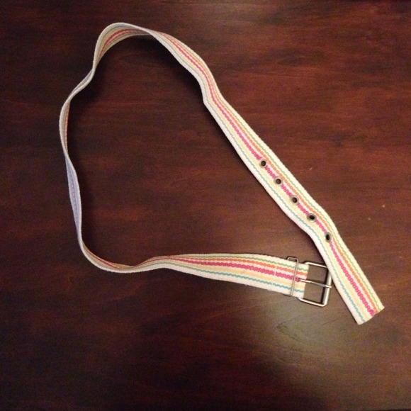 MULTICOLORED BELT