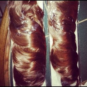Synthetic 20in. clip in extensions (Brown)