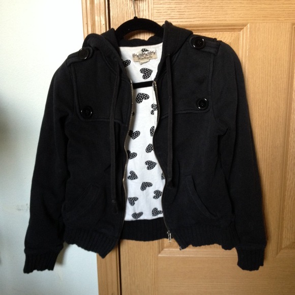Black jacket - Picture 2 of 3