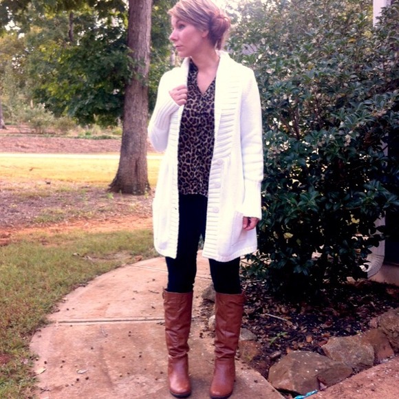 SOLD IN BUNDLE. Oversized Chunky Cardigan