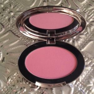 🚫SOLD🚫Tarina Tarantino cheek blush