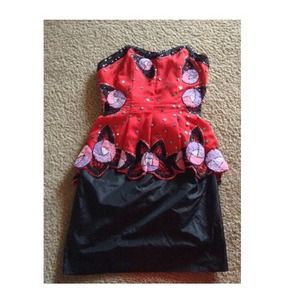 Dresses & Skirts - Vintage Beaded dress perfect for prom Dresses & Skirts - Vintage Beaded dress perfect for prom