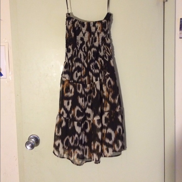 Dress - Picture 3 of 3