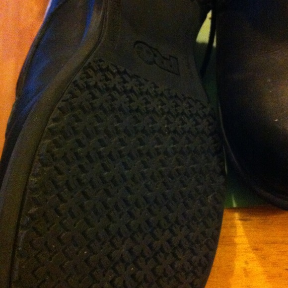 Precise shoes - Picture 3 of 4