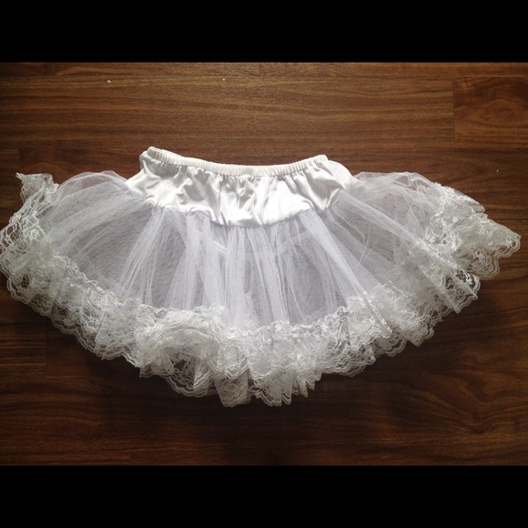 🎃White Petticoat🎃