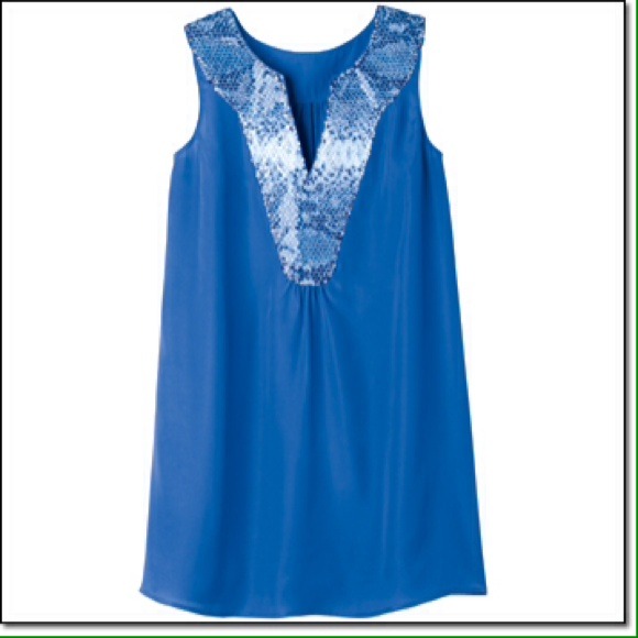 💎New Item💎 Sequin Trim Blue Tunic - Picture 2 of 3