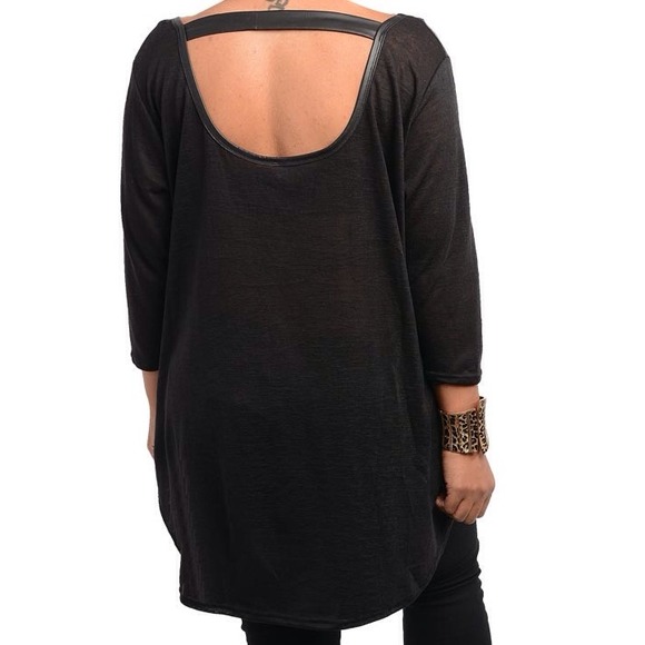 ***Plus Size*** Black top - Picture 2 of 3