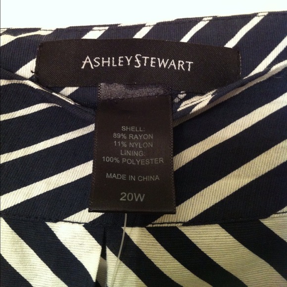 SOLD! - Picture 3 of 3