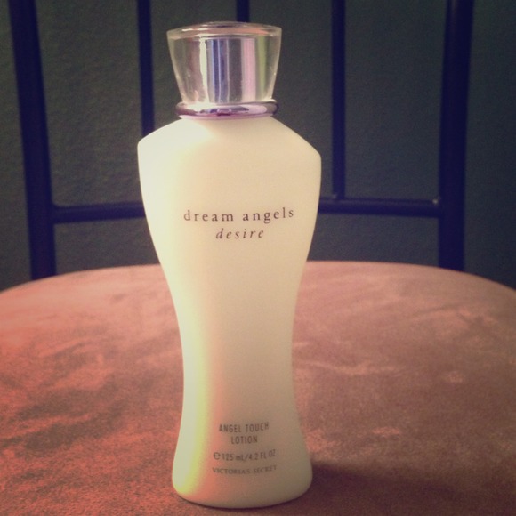 New Dream Angels Desire Lotion - Victoria's Secret