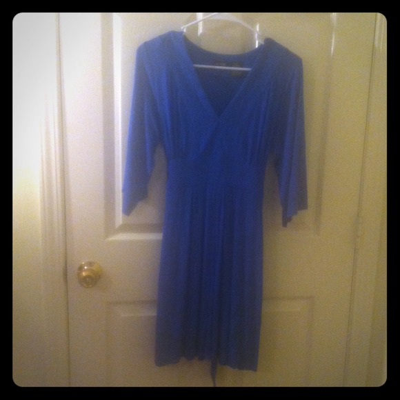 Very cute Nicole miller blue dress!