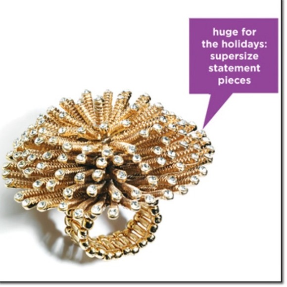 SOLD ON EBAY!!!Totally GLAM Goldtone Pop Star Ring