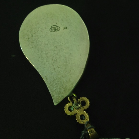 silver charm - Picture 2 of 3