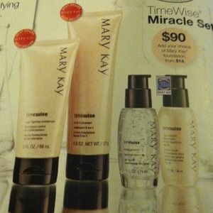 Mary Kay- time wise miracle set