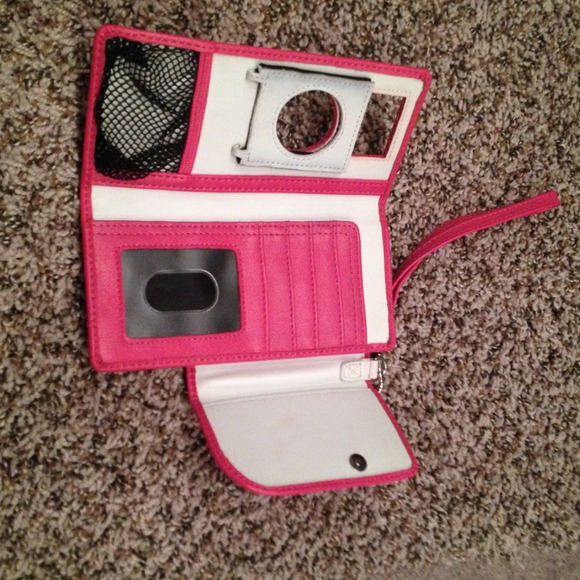 iPod nano case and wallet - Picture 2 of 3