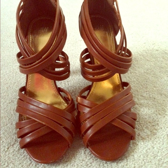 H & M camel-colored heels