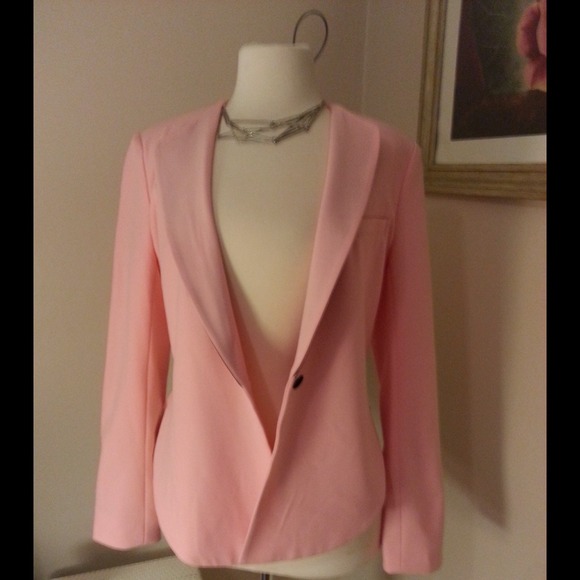 Jaye E. Blazer. Pink small.
