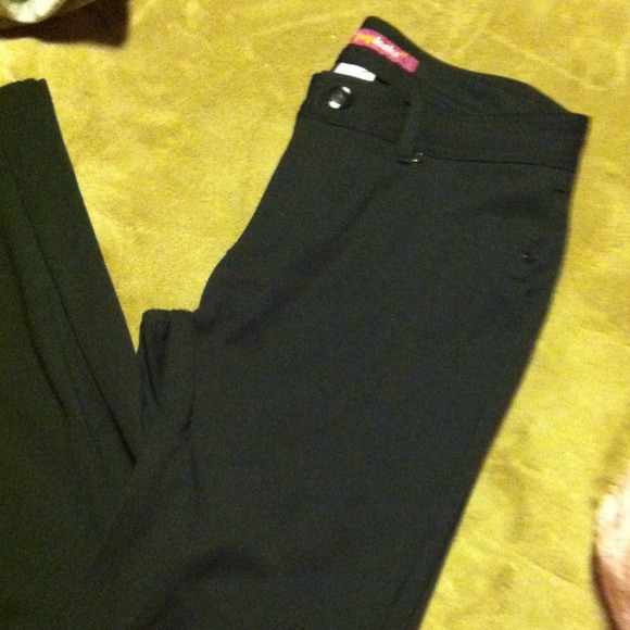 Black jeggings