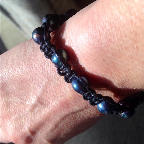 ✂️ Black Pearl Bracelet!