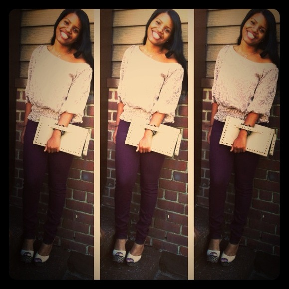 New! Jetsetter Clutch