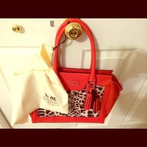 NEW coach purse.