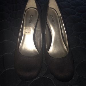 Black sued wedges