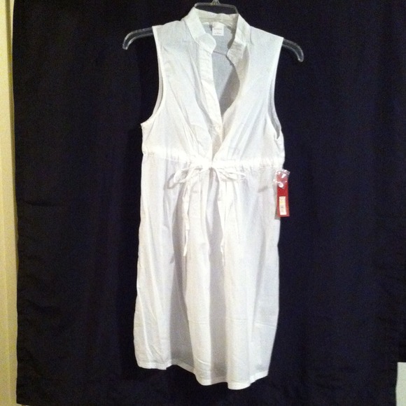 Sleeveless white tunic - small