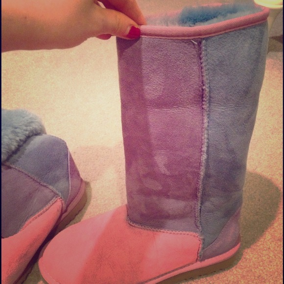 Tricolor Ugg Boots